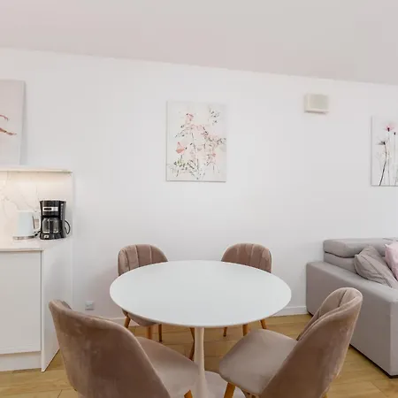Faro Kasprowicza 20c Basen Sauna Od 1 Maja 2024 Apartment