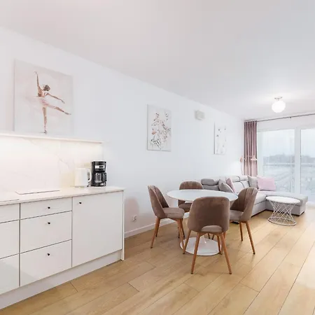 Faro Kasprowicza 20c Basen Sauna Od 1 Maja 2024